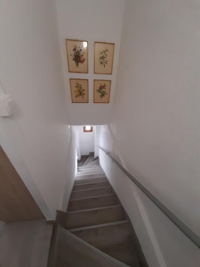 Portagnel Villa Arles Esterno foto
